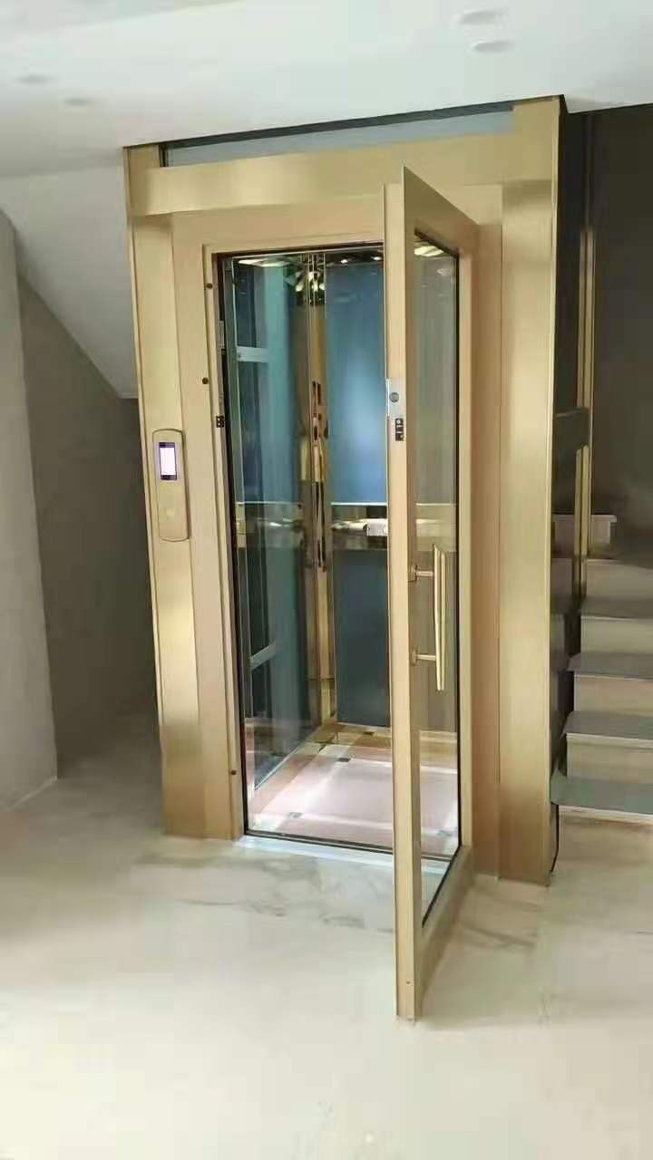 液压式龙门架电梯